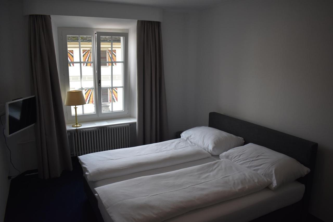 Hotel Schwert Näfels Exteriör bild